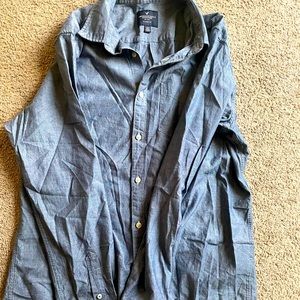 American eagle button down men’s large
